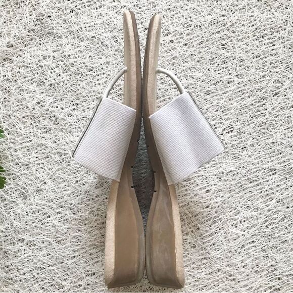 Anne Klein Sport White Sparkle Thong Sandals - Picture 6 of 10